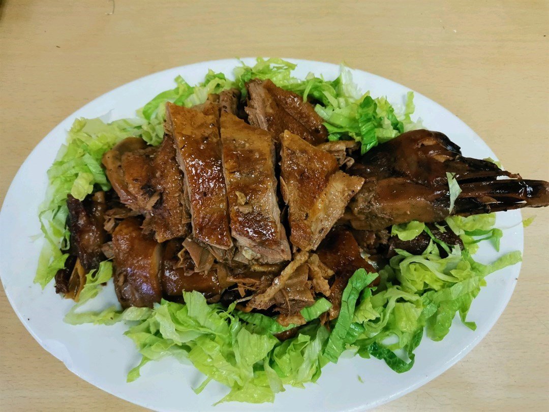 Braised Whole Roasted Goose